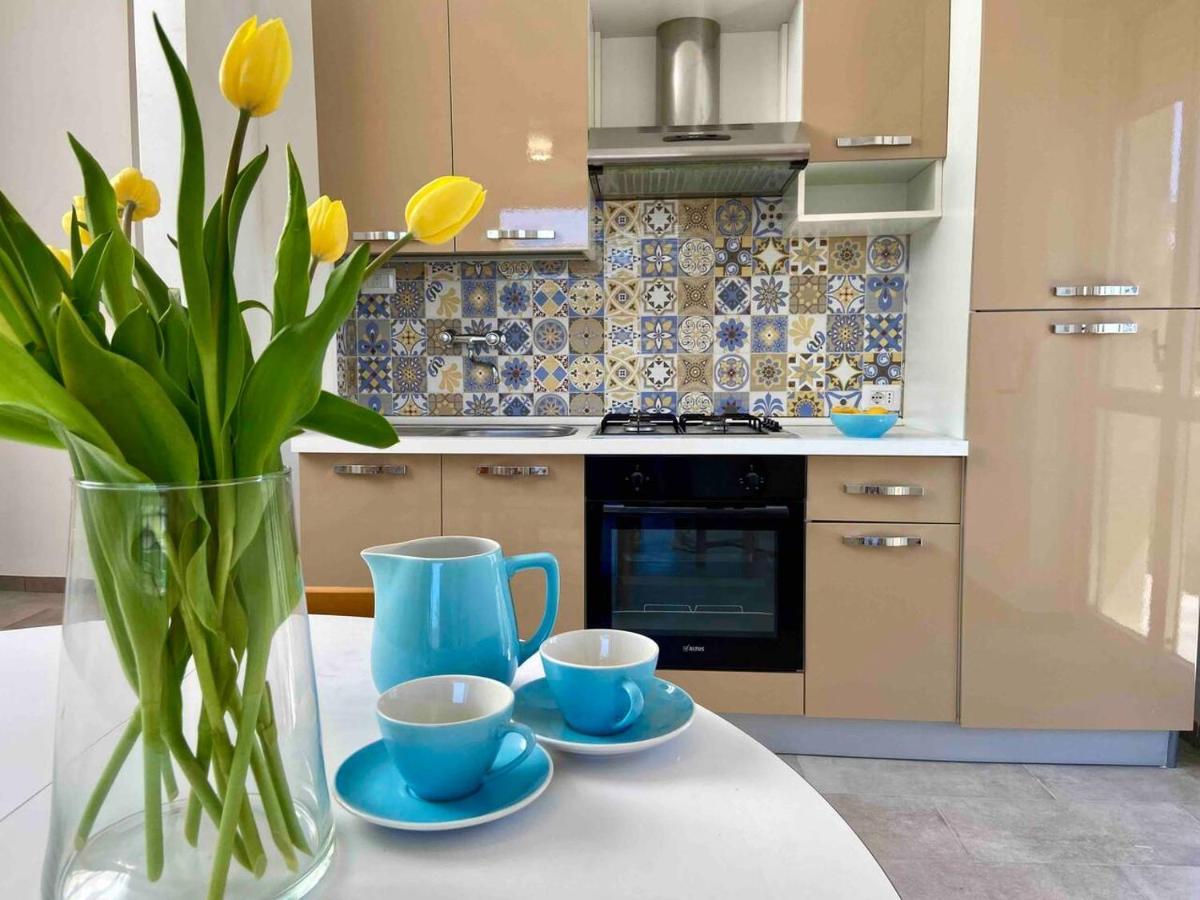Apartament Terrazza Vista Mare E Box Auto Gallipoli Zewnętrze zdjęcie
